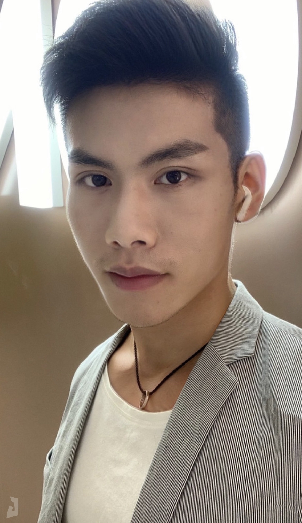 一个帅哥 - daniel ho