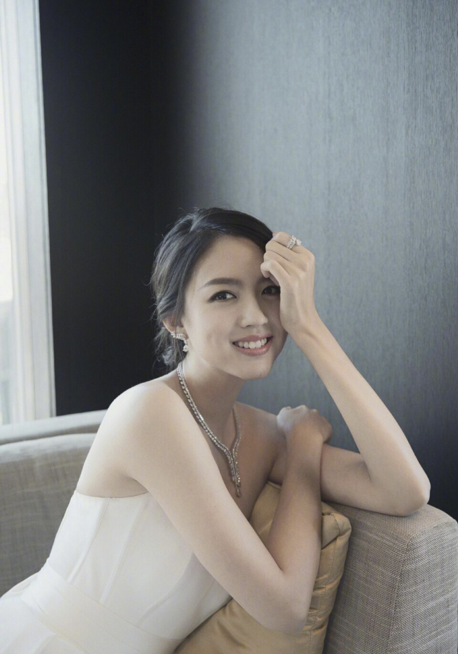 1984年3月22日出生于河北省石家庄市,中国内地时尚模特,影视演员