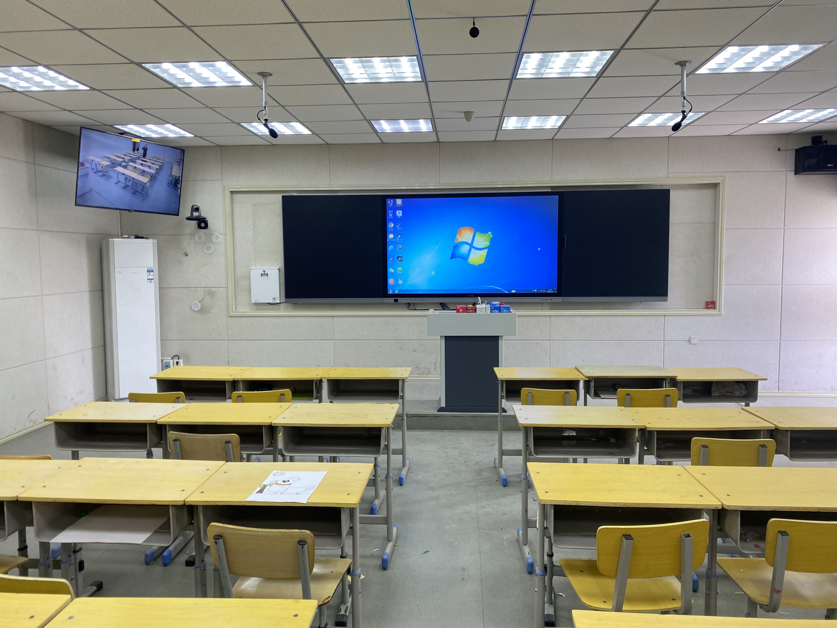 86寸纳米智慧黑板三指息屏全屏粉笔书写