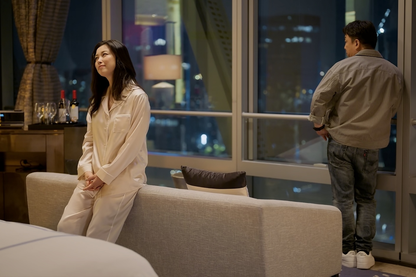 《打开生活的正确方式》:困惑,抵抗与重新启程的人生探寻