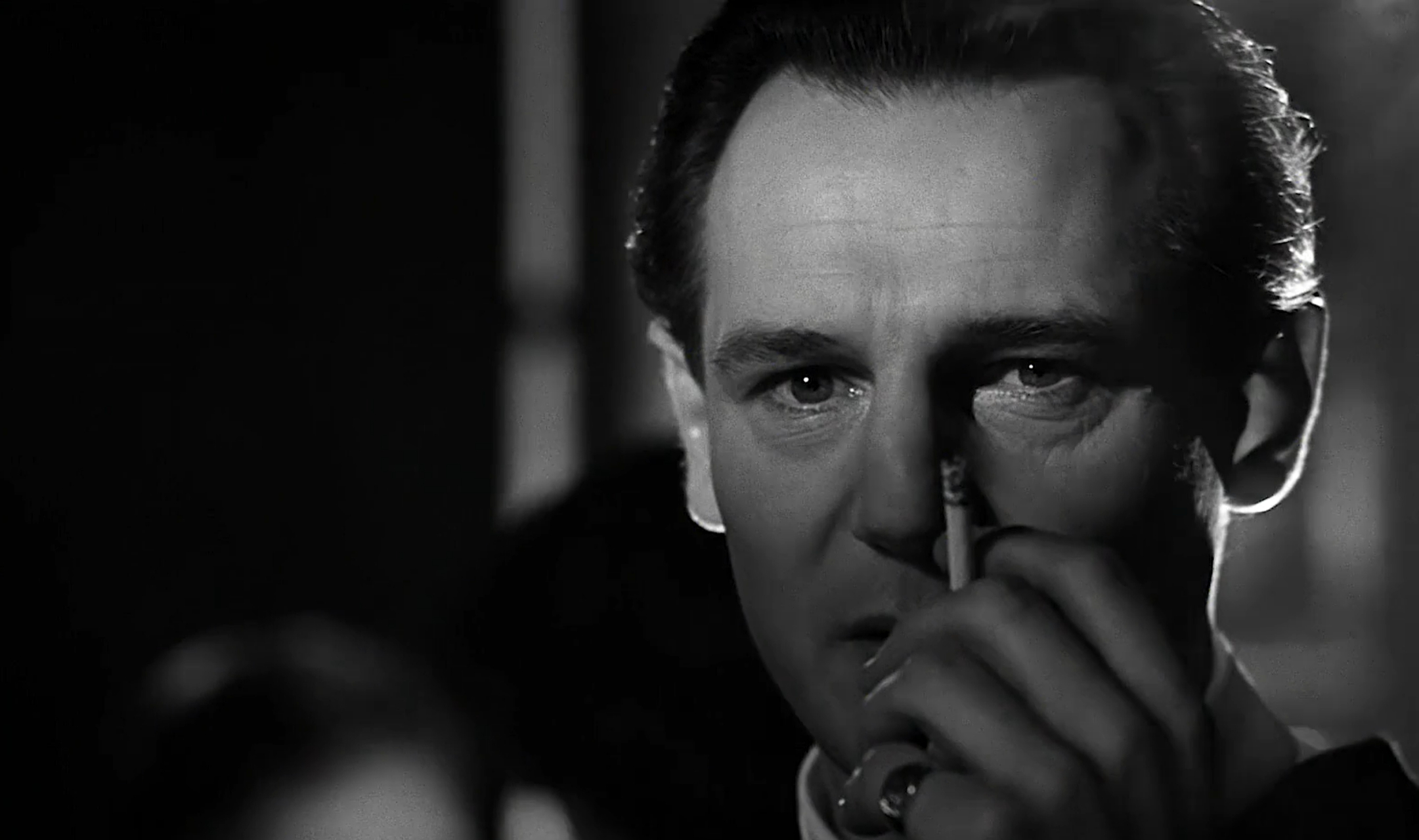 我心目中的奥斯卡最佳影片是《辛德勒的名单》,这部电影深刻地描绘了