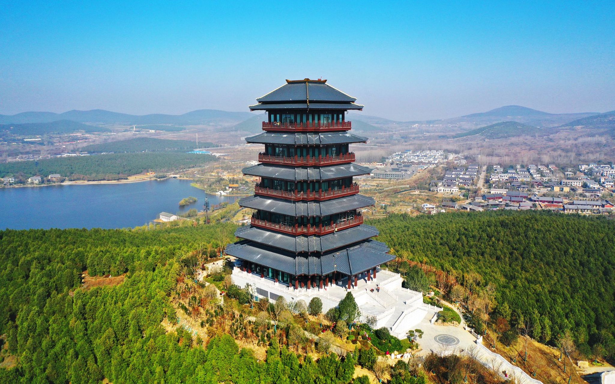 位于徐州园博园中部片区的黑龙江·黑河展园中,有一处我非常喜欢的