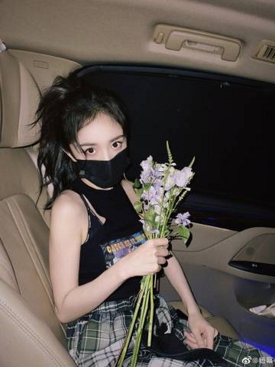 杨幂,花和麦的放不开,杨幂少你十足呀!看不出30 了[心][心][心]