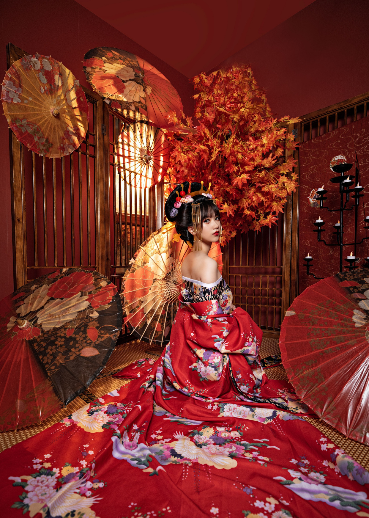 这位和服花魁很美吧,你可别一不小心爱上coser小姐姐咯