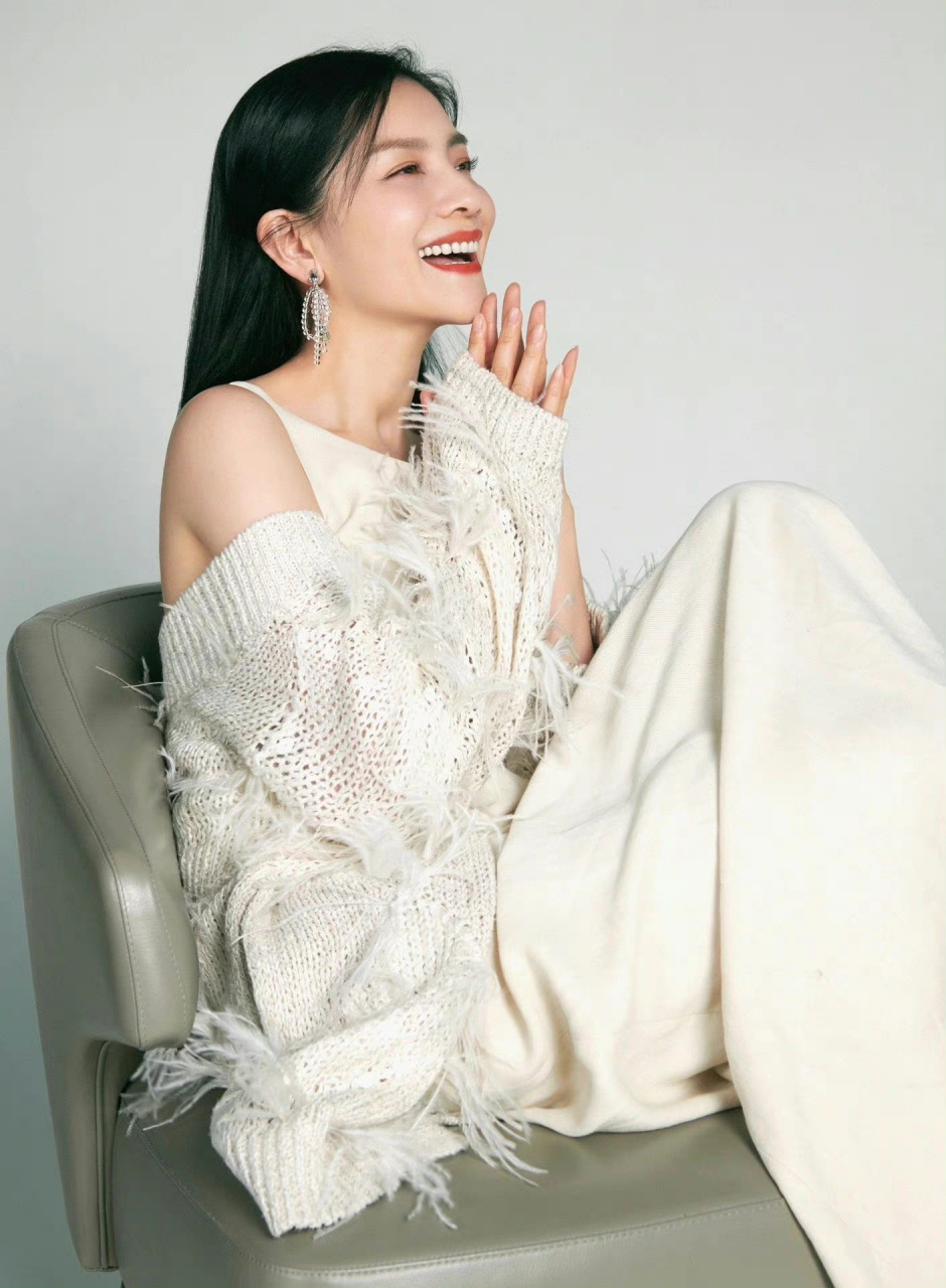 胡可  美腿玉足