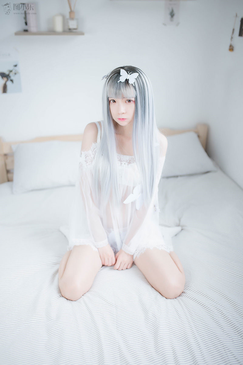 MTYHVOL-325-2.jpg