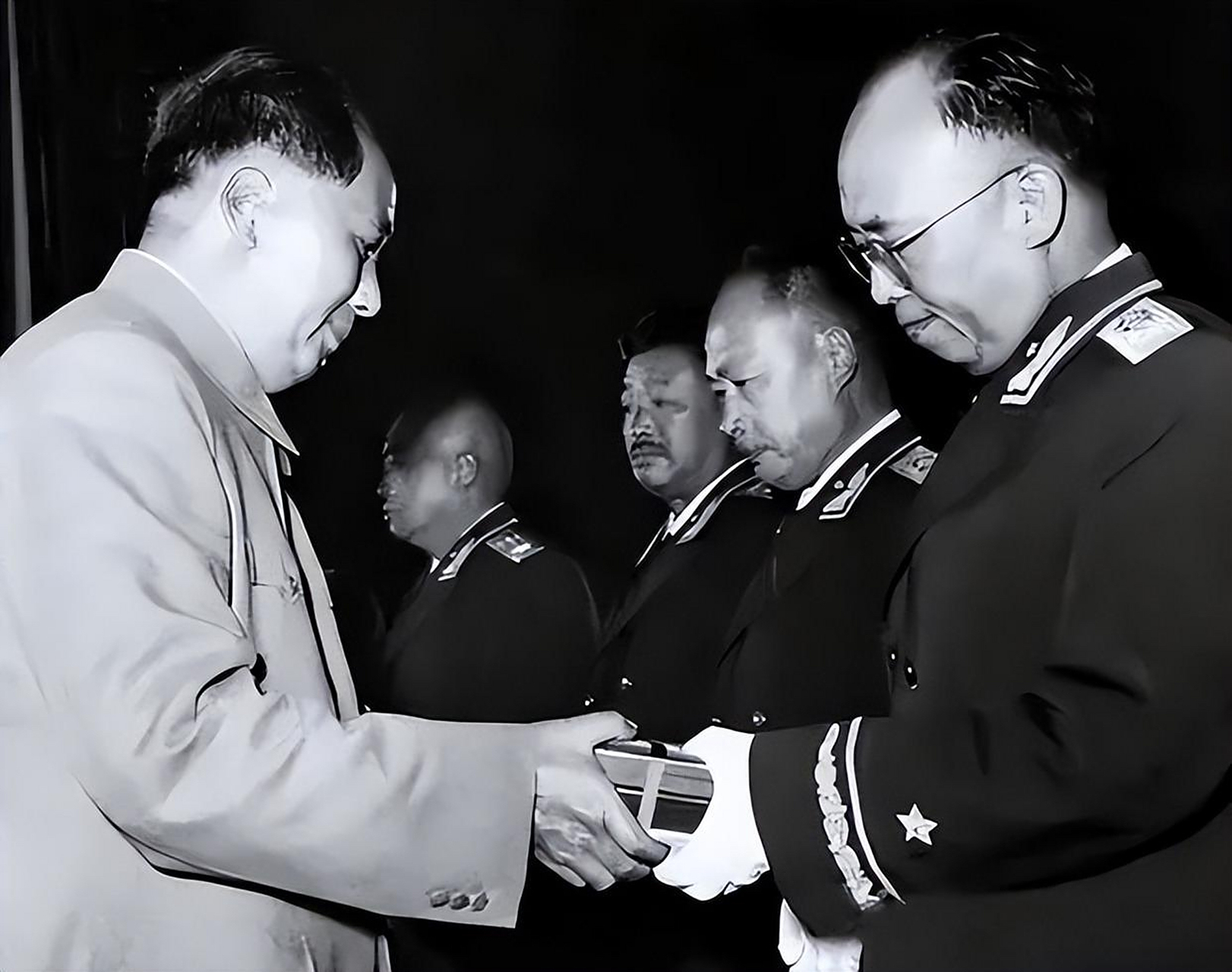 开国少将刘子奇,他的一生为中国革命和建设事业做出了卓越贡献.