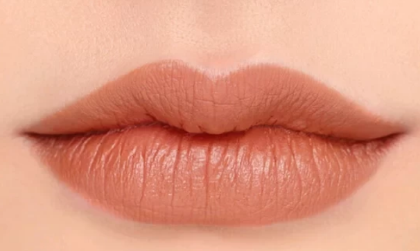 根据你的感觉选择一个你觉得不好看的嘴唇,测你的脸有多厚!
