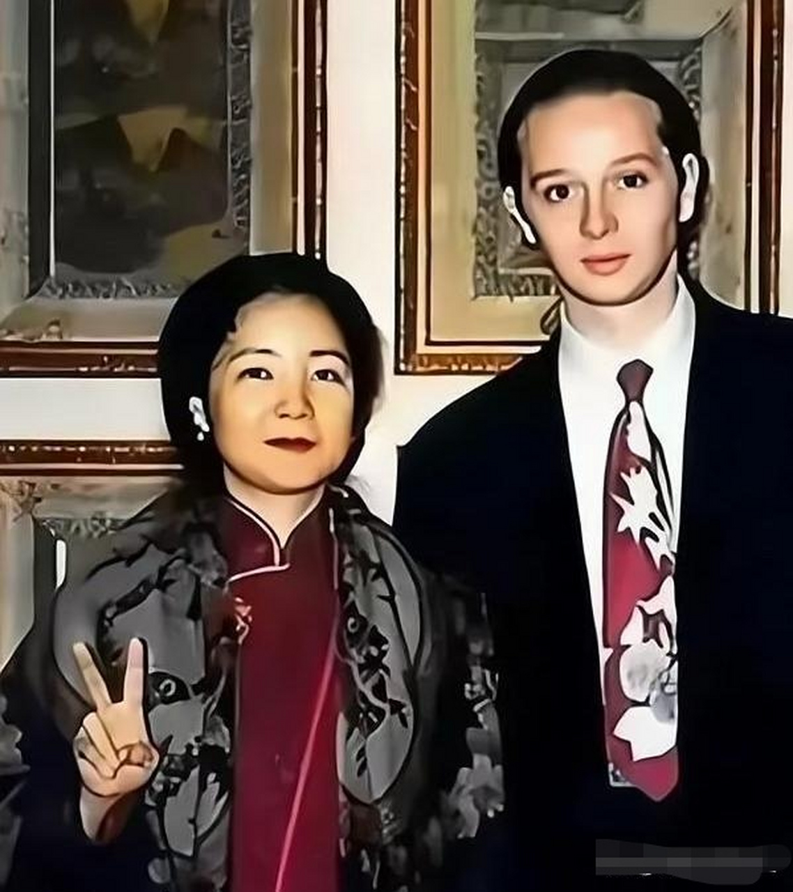 邓丽君和她的外籍小男友 两人相差十五岁 男友保罗看着像个孩子一样