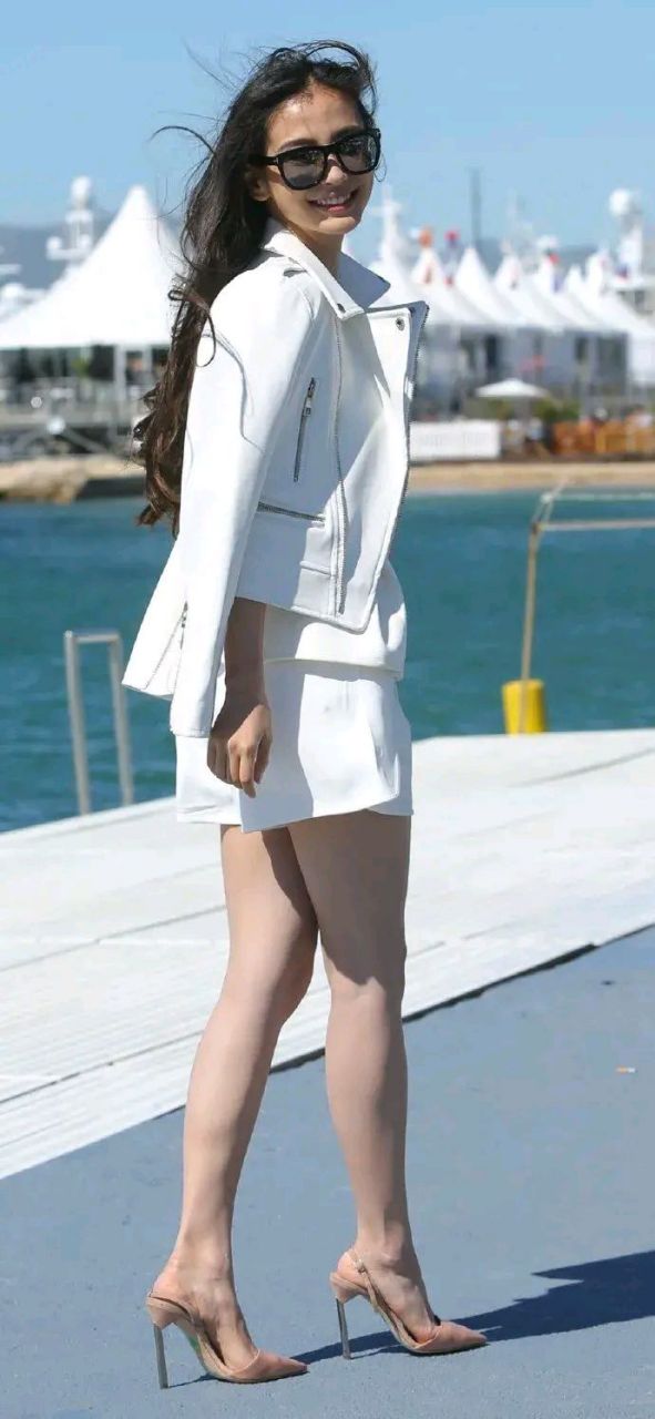 杨颖 baby这腿到底穿没穿丝袜啊!