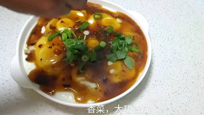 肉沫荷包蛋,做法简单,肉香蛋滑,太好吃了,二哥连汤汁都不放过