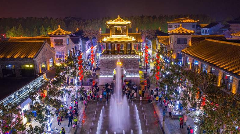 "印象代村"引领临沂夜经济,兰陵沂蒙老街,成新晋网红地