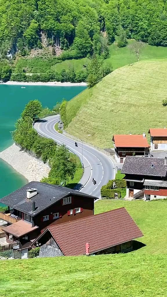 国外乡村美景欣赏山清水秀好美啊!你喜欢吗?你愿意住这里吗?-度小视