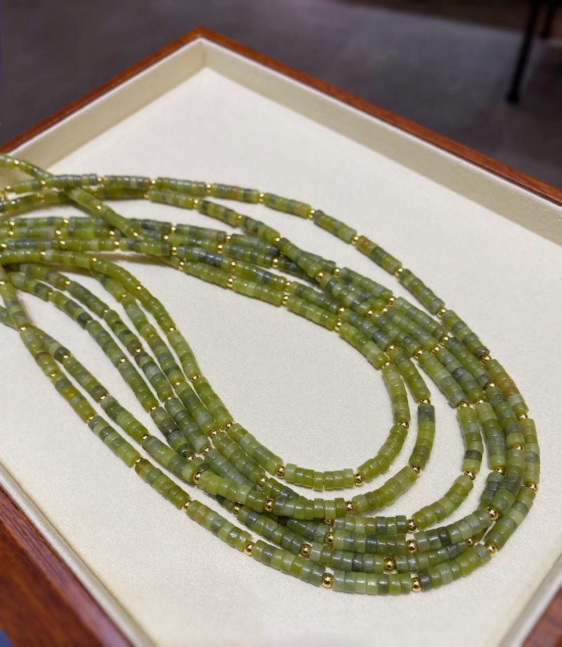 ins时尚78母亲节礼物推荐97蛇纹石玉珠链,中国四大名玉之一,长期