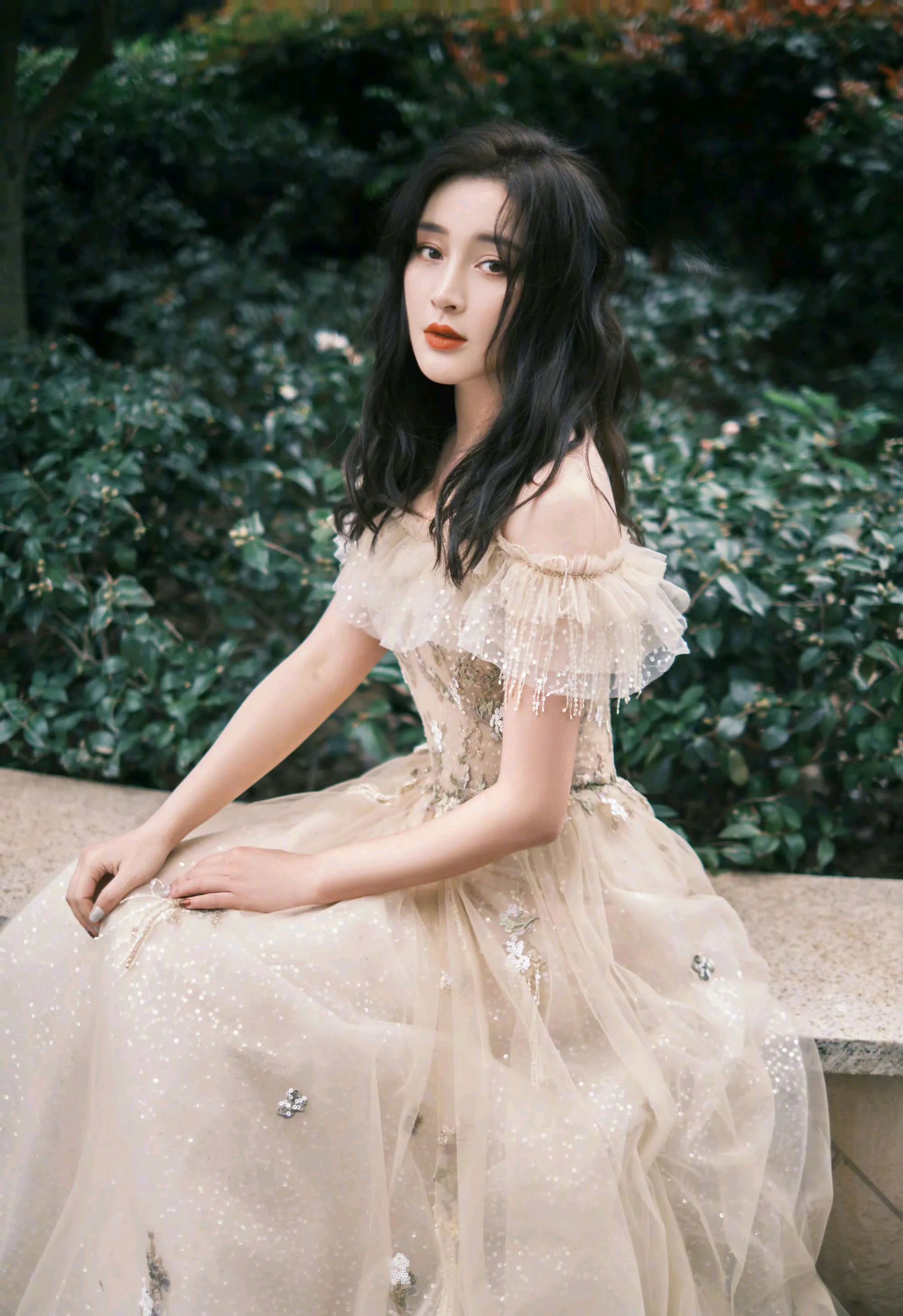 精美图集|甘婷婷,性感美丽的女演员