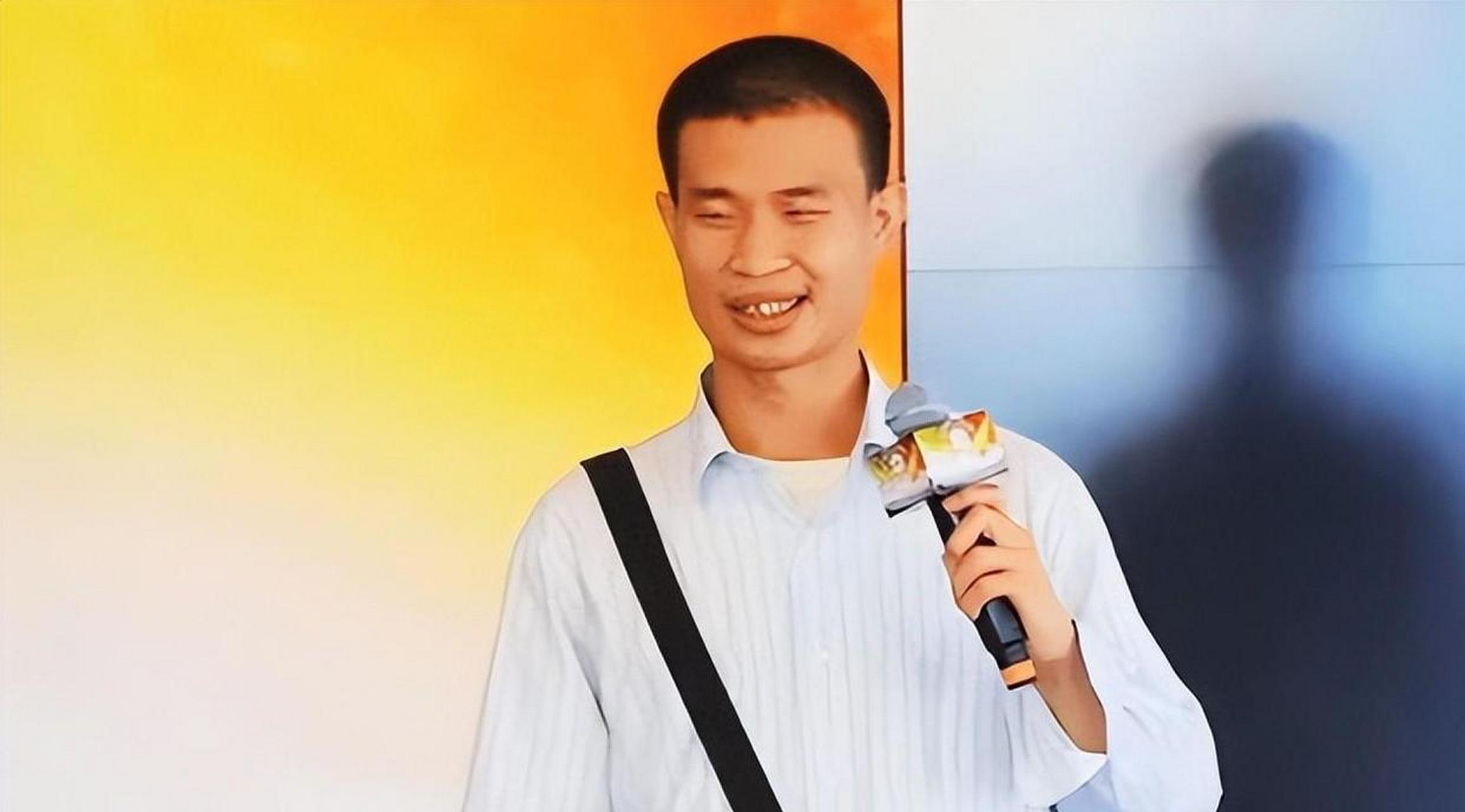 东奕回济南老家上热搜了 网友6月21日济南街头看到他了,相信韦神回家