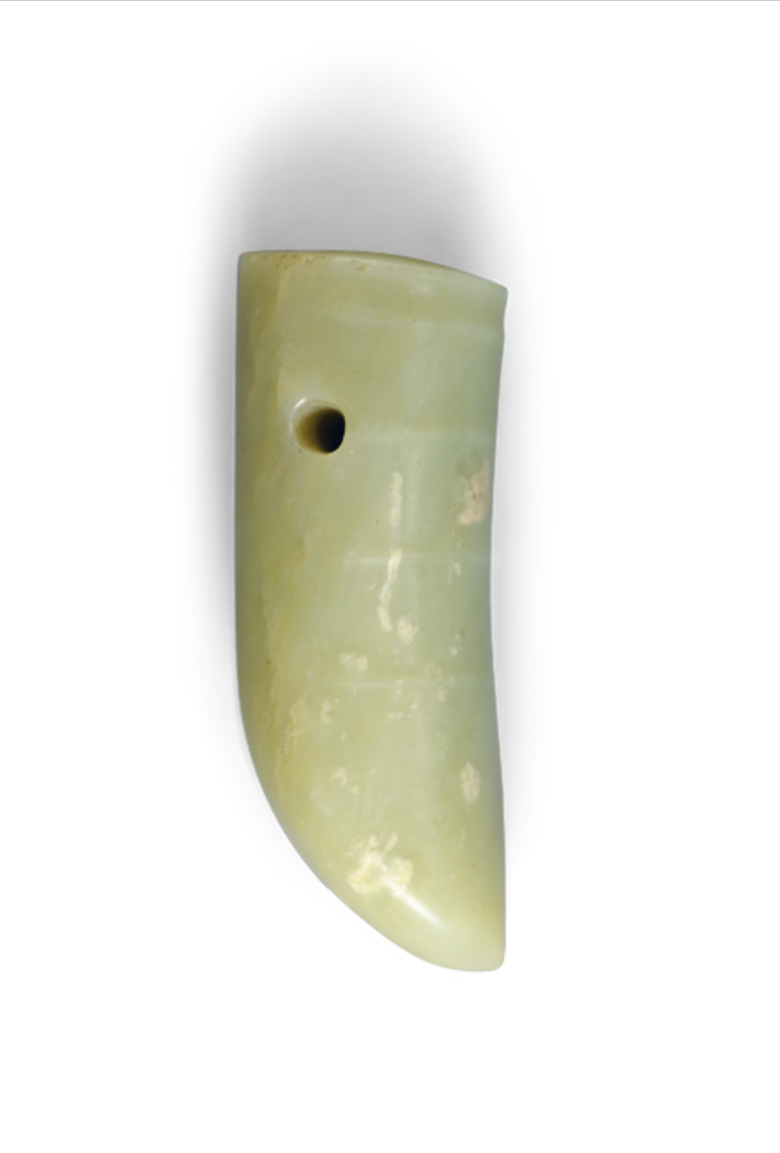 红山文化 · 玉蚕,巴林右旗博物馆藏