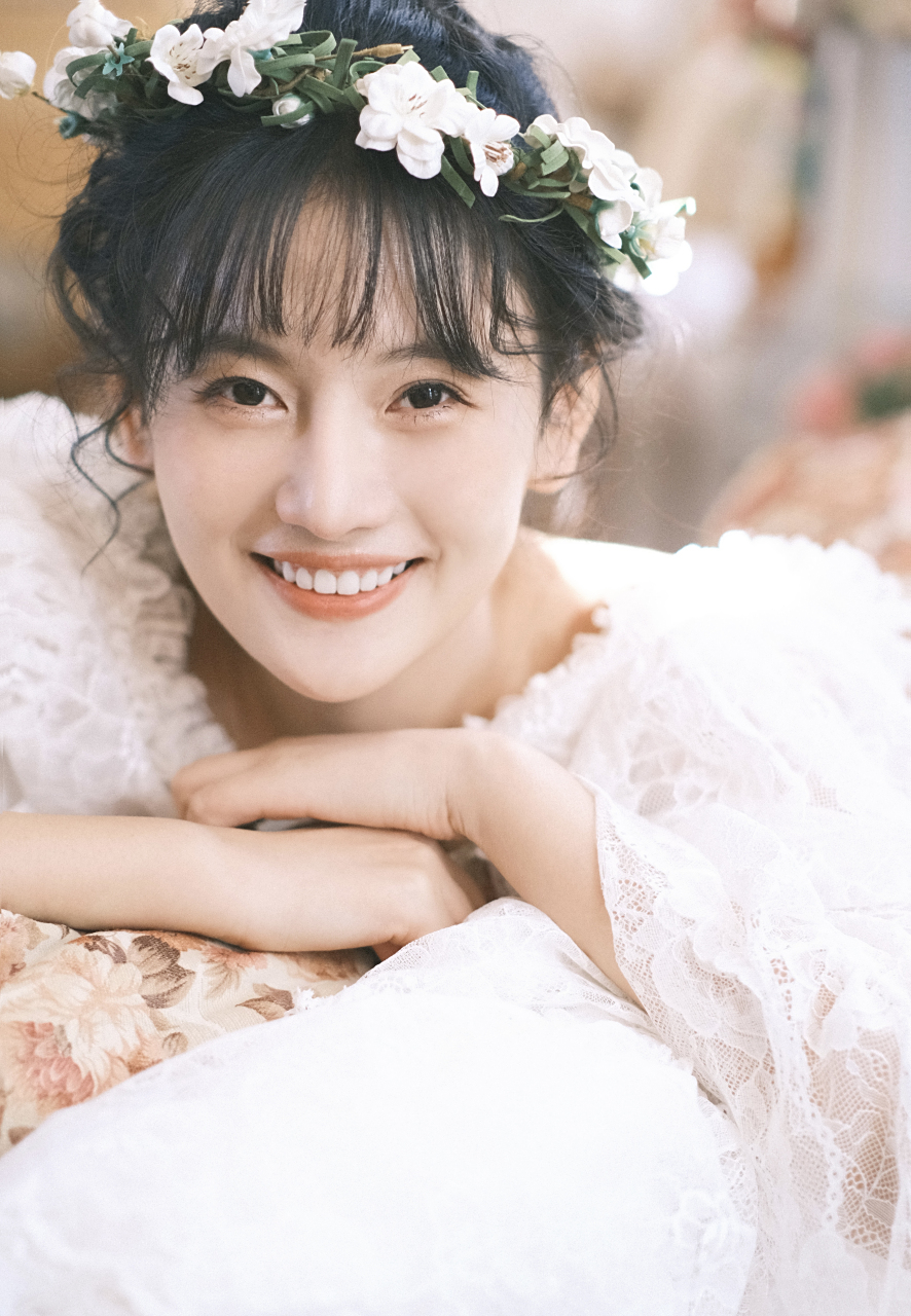 韩乐瑶,1994年10月12日出生于山东省日照市,中国内地影视女演员.