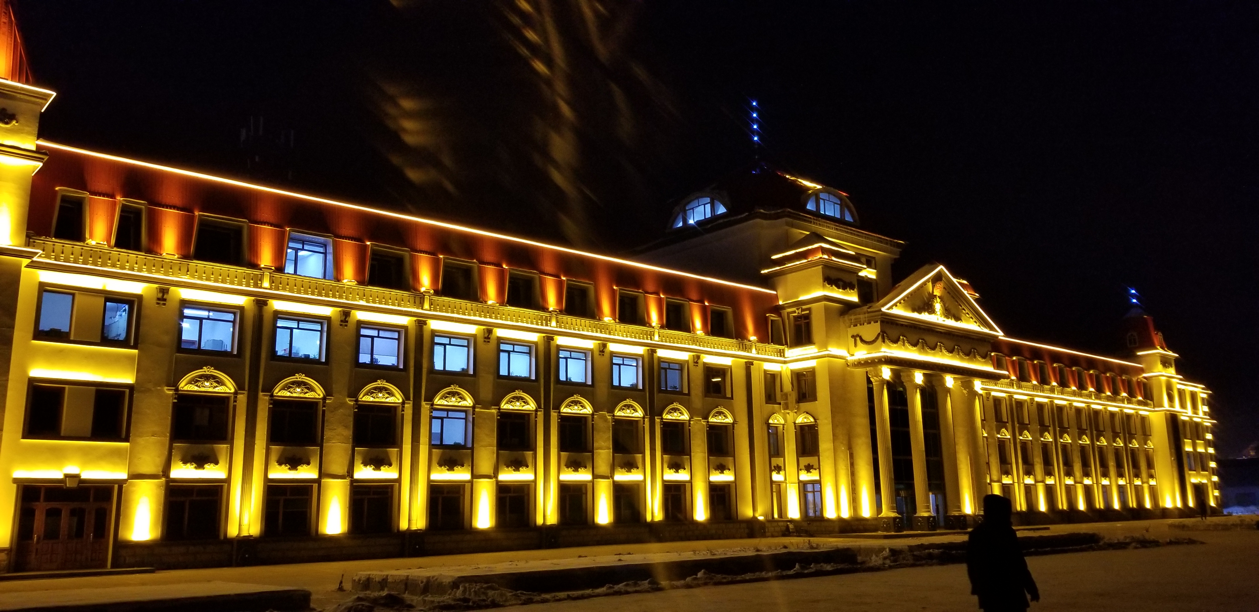 一路向北走进漠河观赏冬季夜景