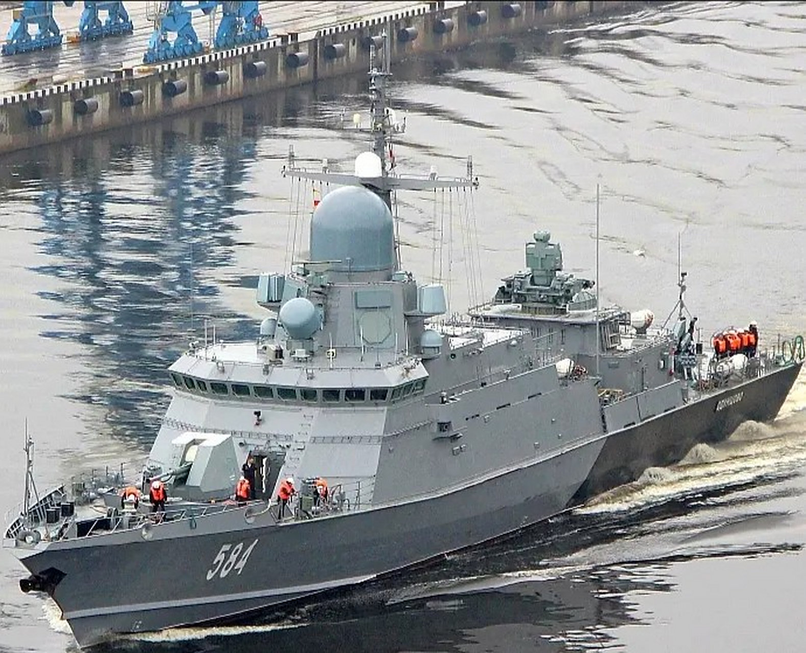 俄罗斯国防部在2023年计划接收,三艘新造的22800型轻型护卫舰:22800型