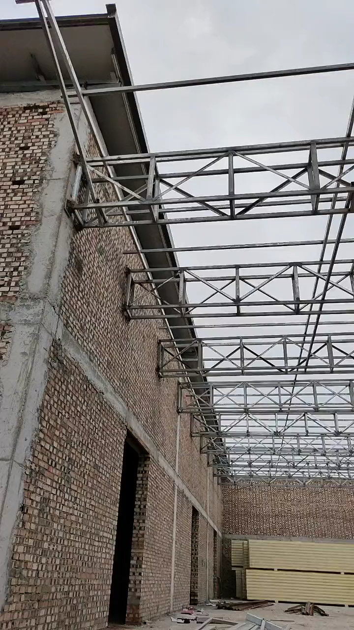 房顶用什么彩钢板可以上人 天津天津彩钢房搭建厂家 天津钢结构彩钢