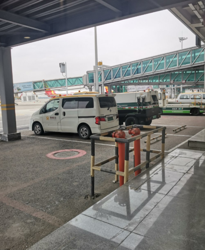 珠海金湾机场停车场是怎么收费的