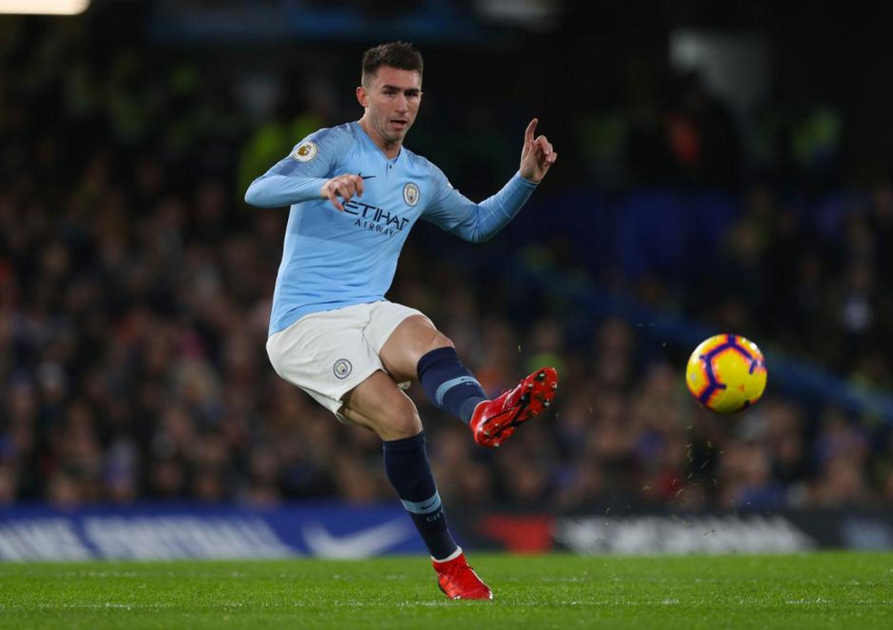 热刺有意引进曼城球星拉波特,新帅希望加强防线,认为他很适合球队想法