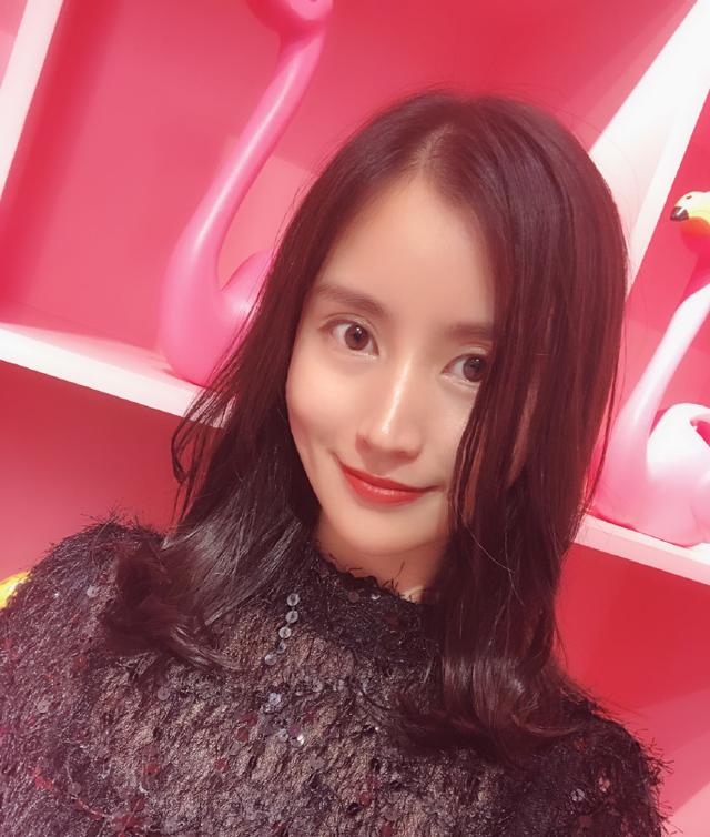 上海主持人伏玟晓:农村户口,经历两婚两离,35岁的她现在如何?