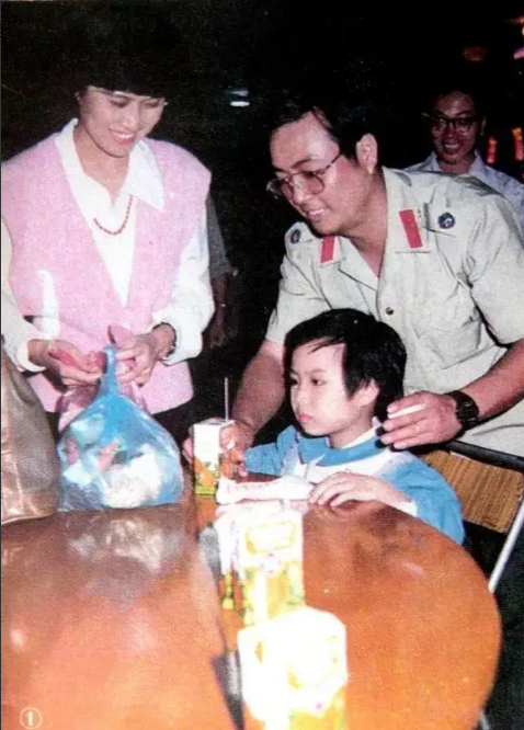 娶演员妻子,婚后生一女的毛永明,现在还好吗?