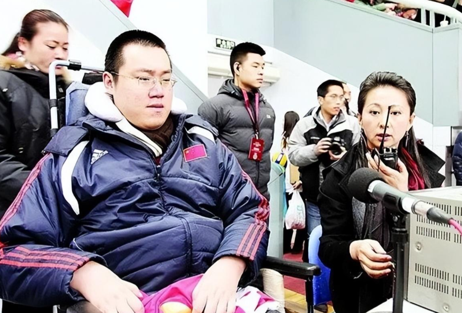 瘫痪16年男排汤淼近况:母亲妻子都改嫁,如今试管女儿6岁