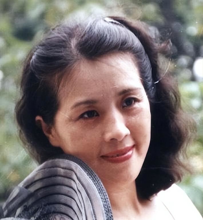 越剧花旦李旭丹:曾怨恨父亲多年,丈夫公公都是她的粉丝