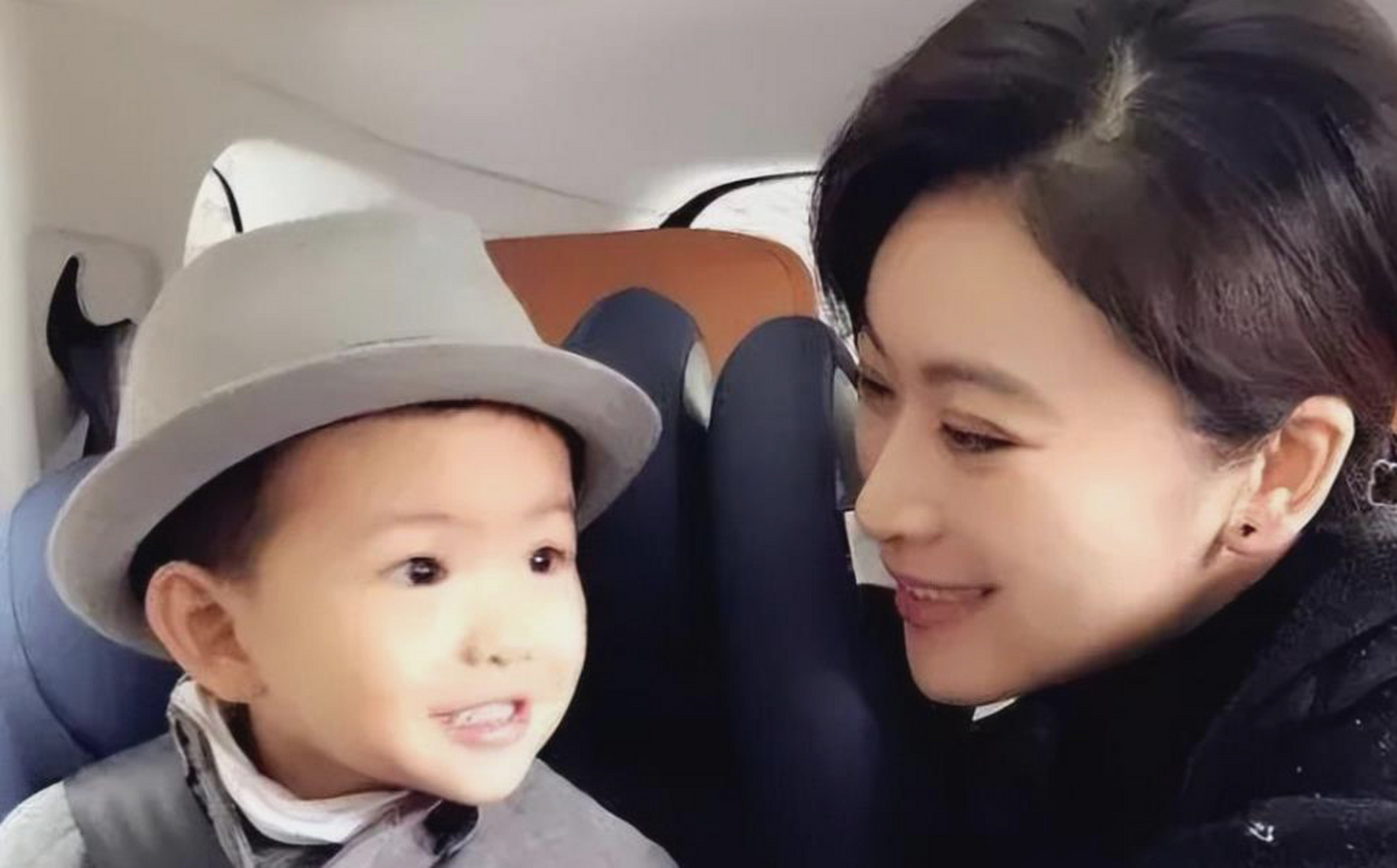 黄豆豆与粟奕的爱情故事美好真挚,让人相信在现实中还有那么真挚的