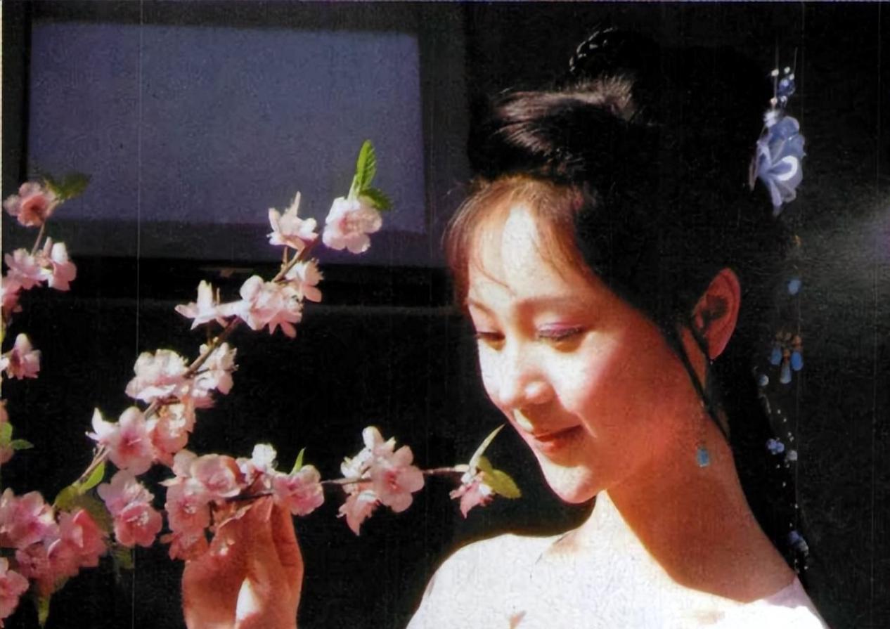 越剧花旦李旭丹:曾怨恨父亲多年,丈夫公公都是她的粉丝