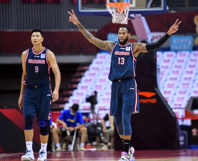 威姆斯:广东队的多面手,进攻引擎与年轻球员培养者