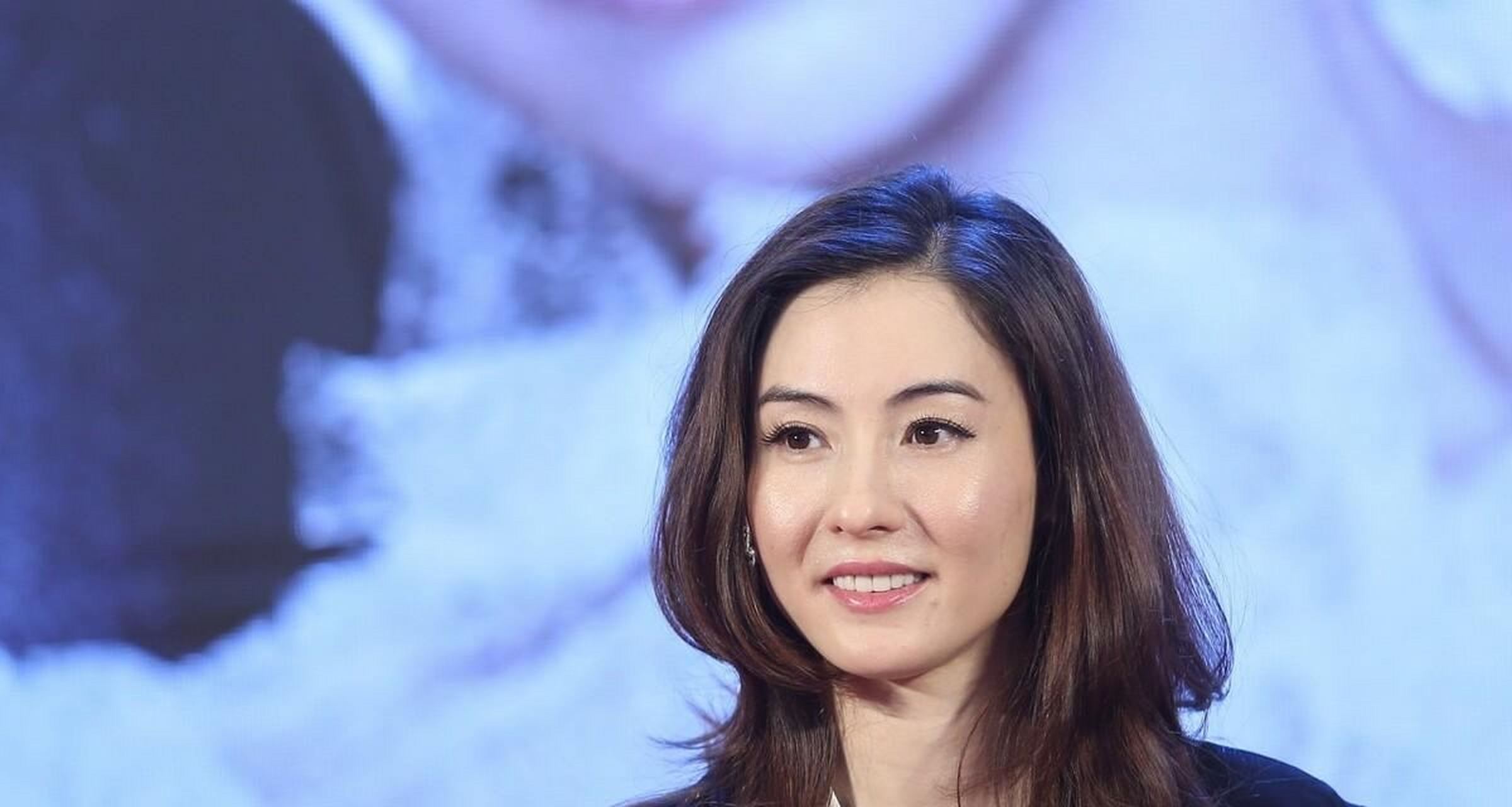 张柏芝的多次感情变动和公开言行引发众多争议,向太,郑佩佩等人均对她