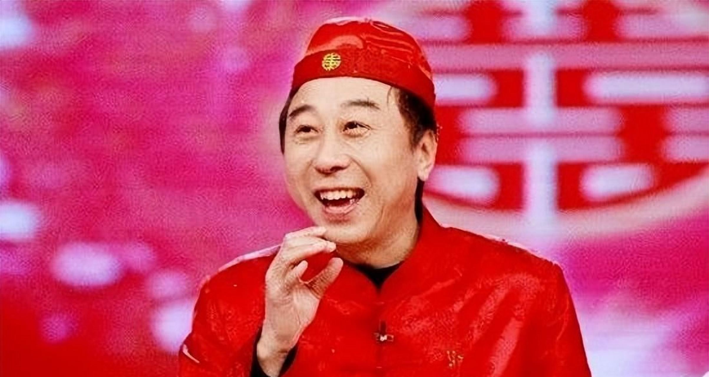 冯巩是中国相声界的代表人物,他的笑声陪伴了无数观众.