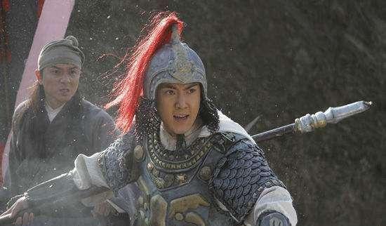 李世民为何在秦琼墓前立石人石马?他在失望和敬重中,跟秦琼约定