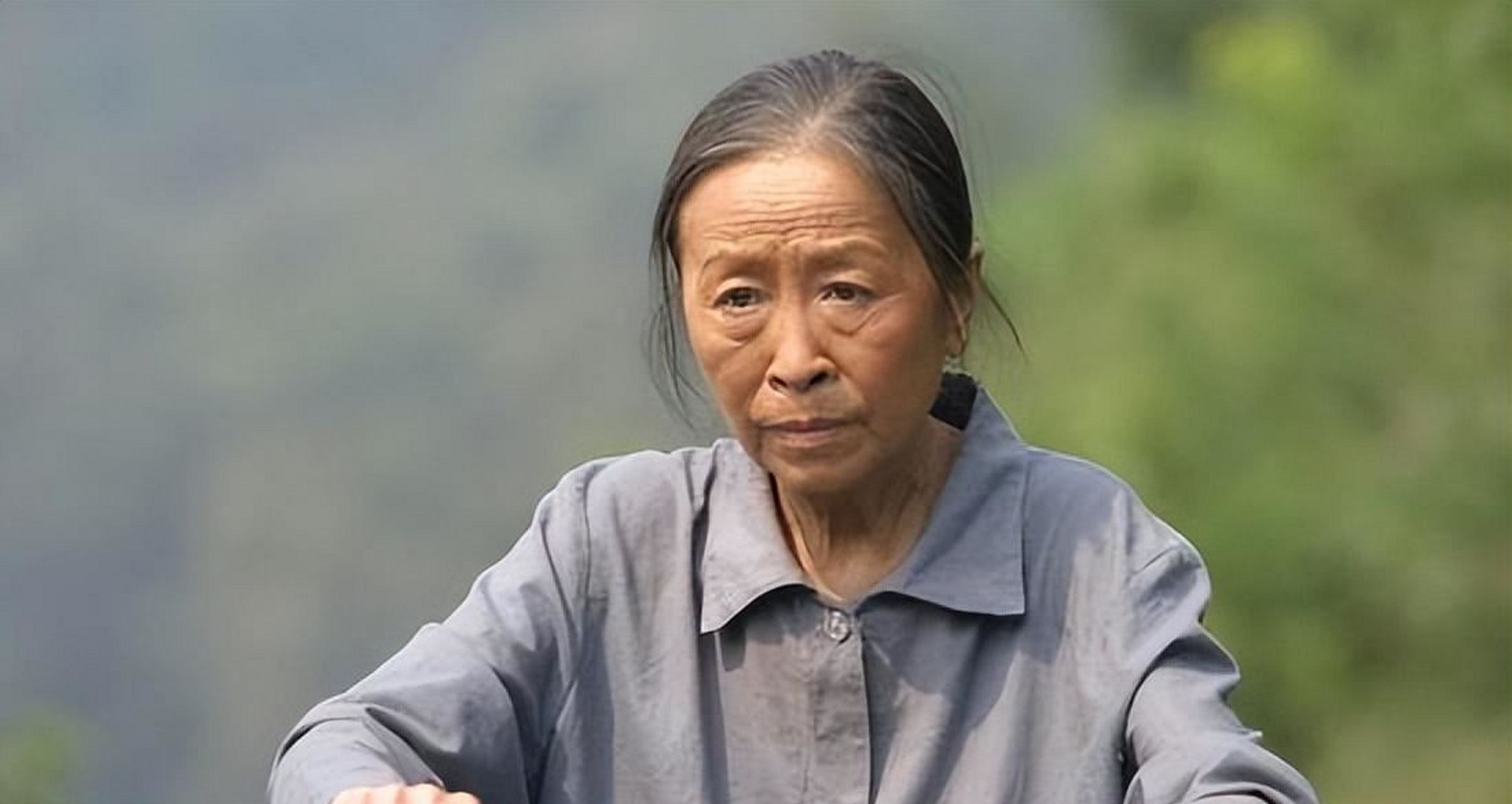 张少华是一位演技卓越的演员,留下了许多经典作品.