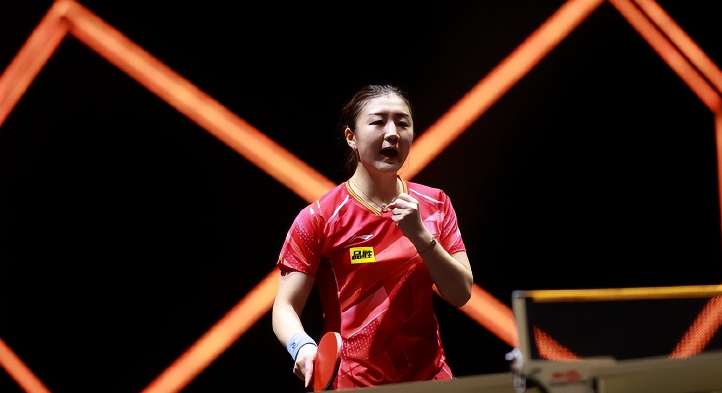 摘要:乒乓球总决赛中,孙颖莎的发球动作引发裁判争议.