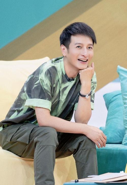 洁癖主持人李维嘉:孤独坚守背后的心理困境