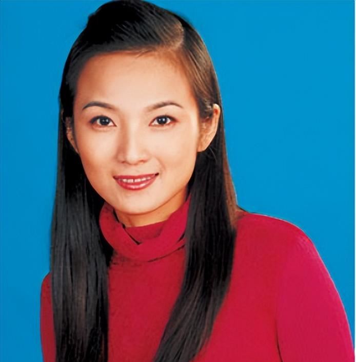 管彤:与韩红传绯闻,41岁结婚,42岁高龄生子,现在过得怎样了?