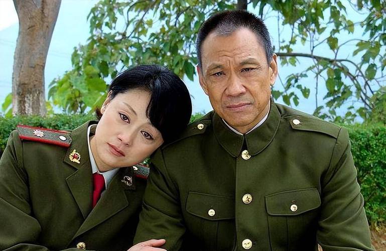 金马影帝王学圻,与妻子结婚40年,65岁坚持离婚的原因?