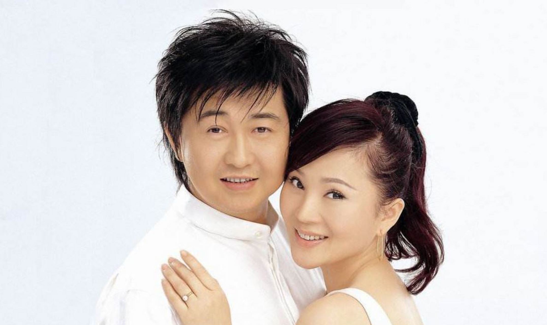 付笛声与任静夫妇因"妇炎洁"广告成名,传闻困扰却无法摆脱标签.