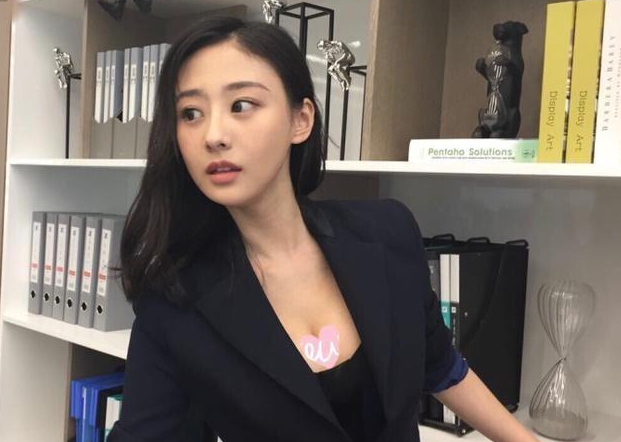 《我的前半生》罗子君看不起的桑卓董,是他高攀不起的绝色富家女
