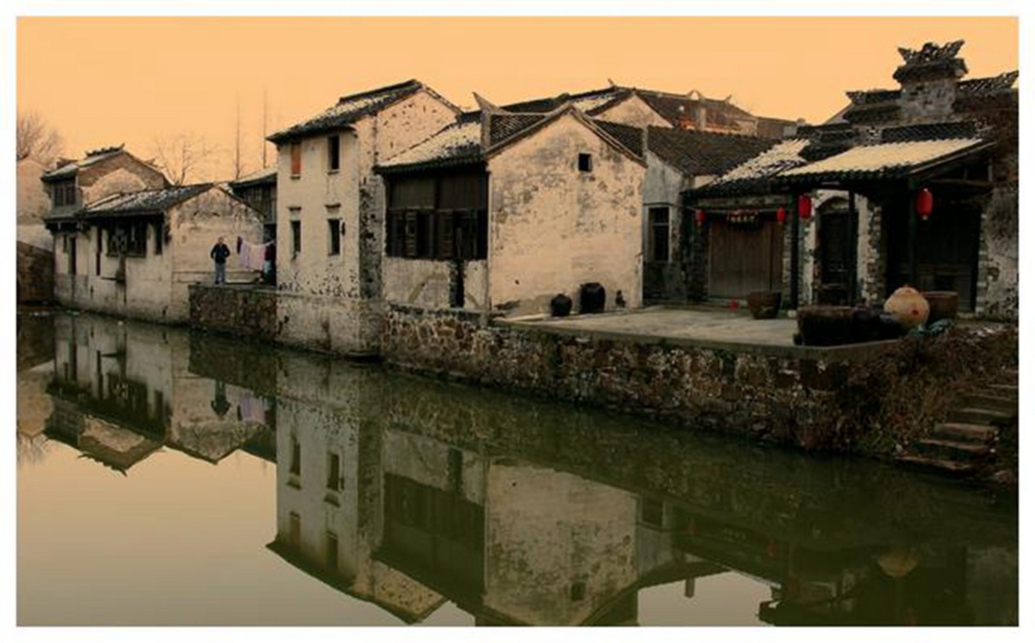 江苏常州武进区前黄镇的杨桥古镇,占地约360亩,有500多间古宅和红莲教
