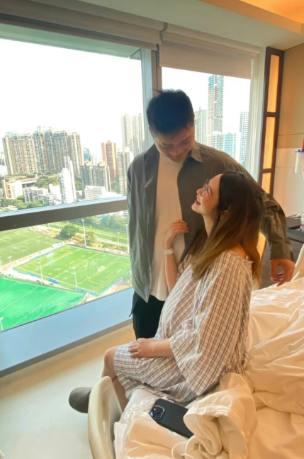 张大奕喜获千金!香港20万产房曝光,蒋凡董花花背后真相曝光!