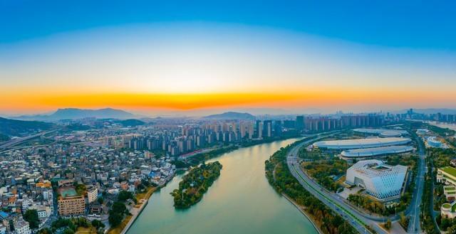 为何福建省诏安县如此疯狂造城,激进狂奔的诏安县城市发展格局