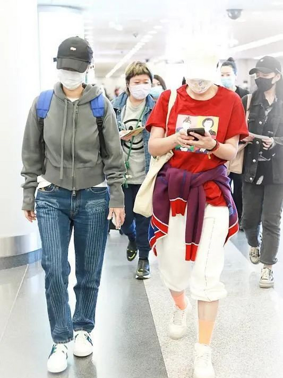 梁静和那英罕见合体,时尚魅力四溢!