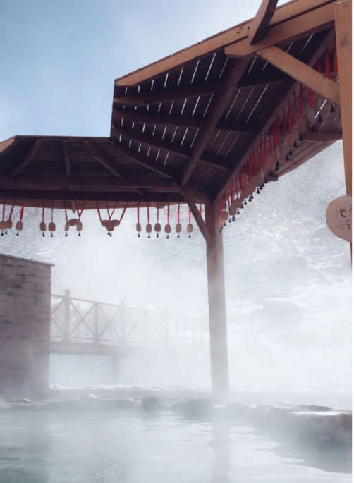 大柴旦雪山温泉:冬日赏雪,泡温泉的极致享受