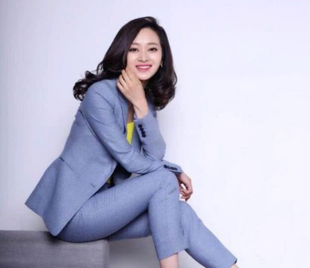 美女主持周蕾:与王治郅幸福婚姻,不惧流言传闻享受真爱